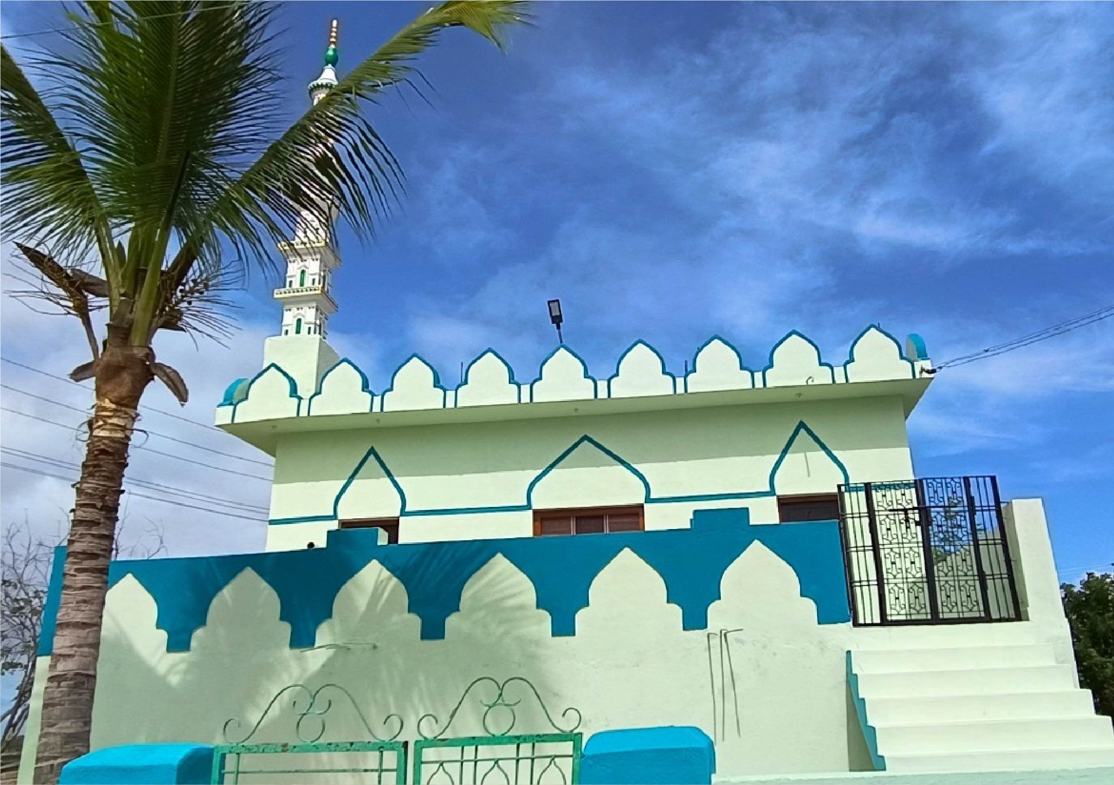 مسجد كبير (110ألف شيقل) 